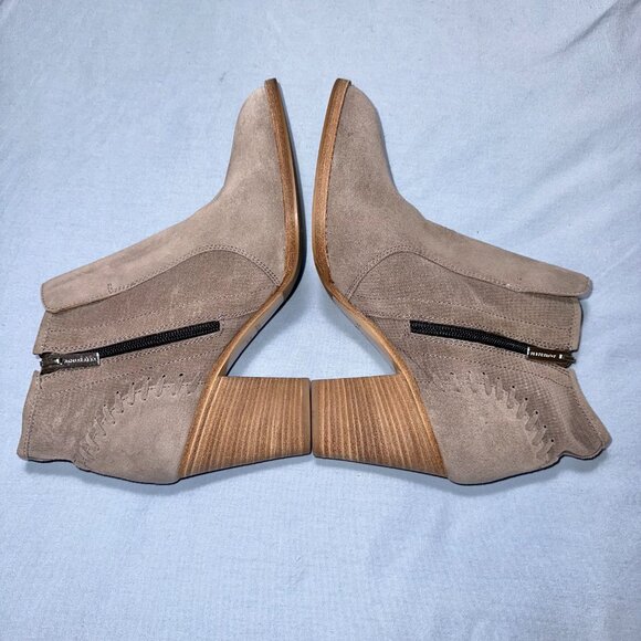 Aquatalia Lia Gray Booties (Grey) - Picture 5 of 9